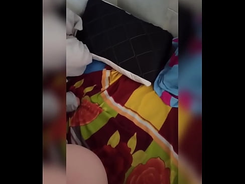 ❤️ Fanann mo chomhghleacaí seomra sa bhaile ina n-aonar mar go dtéann a fear céile ar saoire agus glacaim an deis í a fuck agus a asal a líonadh le bainne ️❌ Porn ardchaighdeáin linn ﹏