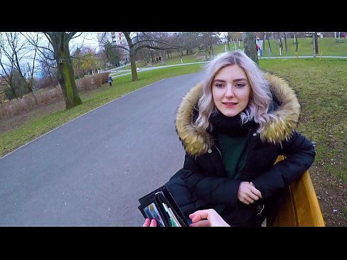 ❤️ Shlogtar cum te strainséir ar airgead - blowjob sa pháirc le Eva Elfie ️❌ Porn ardchaighdeáin linn ﹏